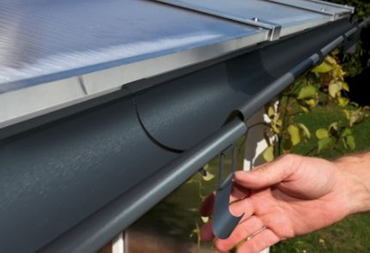 Skan Holz Metall Regenrinnen für Flachdach-Carports